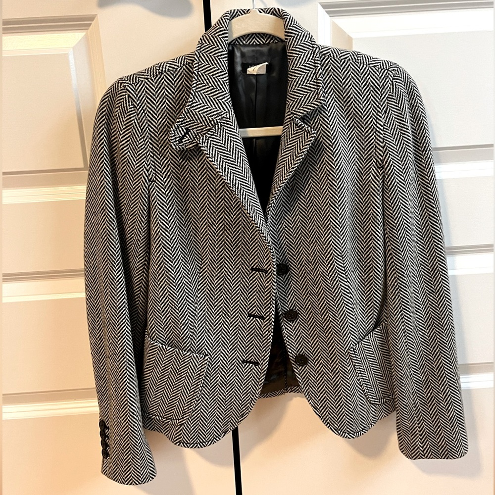 J Crew b/w blazer XS